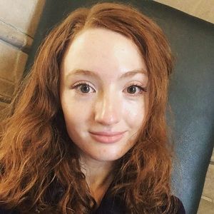 Meet your Posher, Abigail